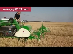 農業の農場の収穫機