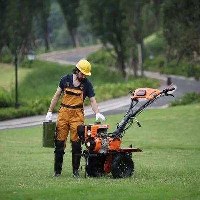 4ストロークの回転式くわのカルチィベーター手によって活動化させる力の耕うん機機械